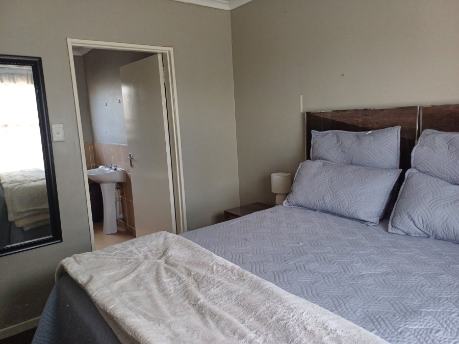 3 Bedroom Property for Sale in Pinehaven Free State